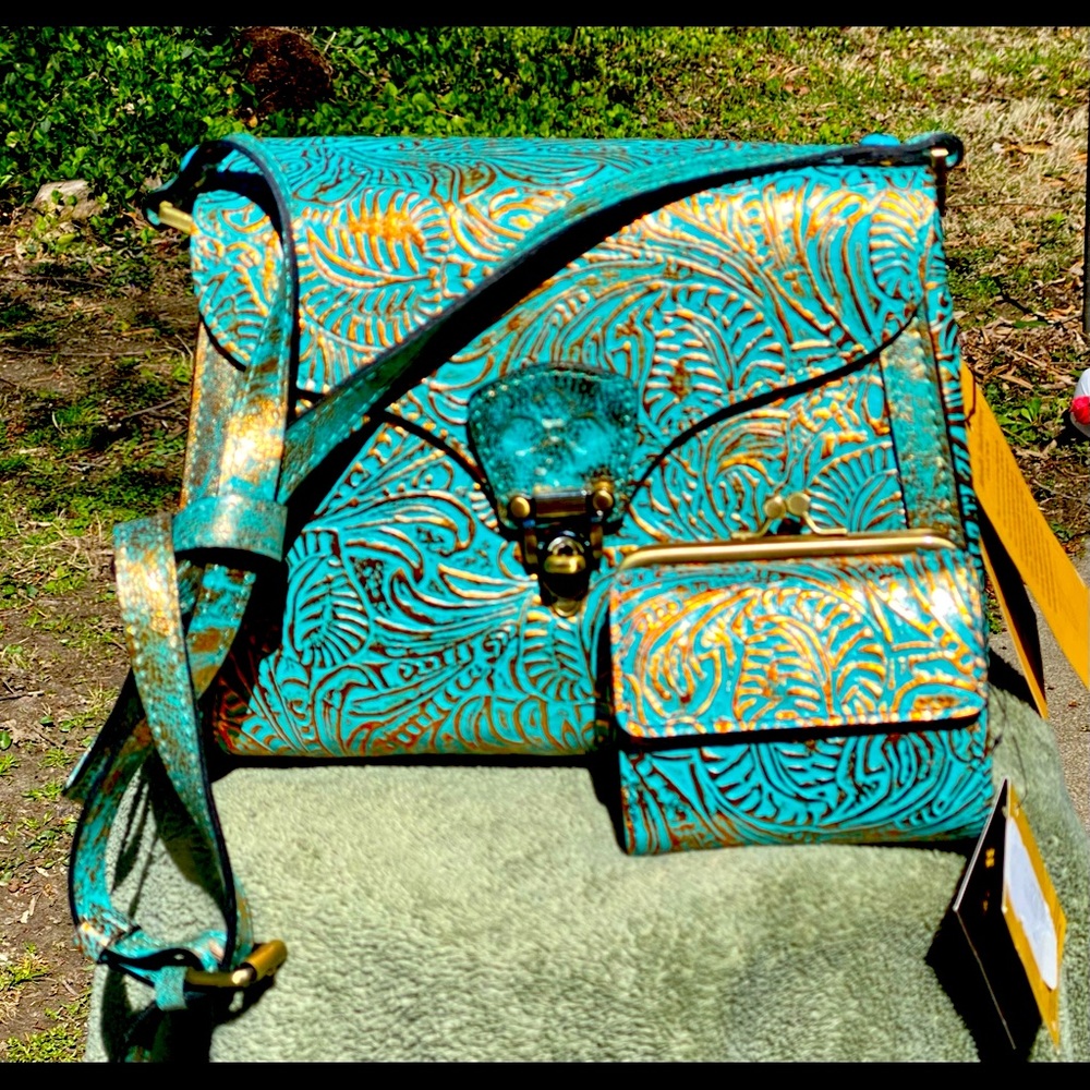 Patricia Nash Pastel Turquoise Ashmore Crossbody Bag & Wallet